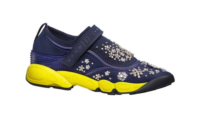 Isetan Exclusive Color