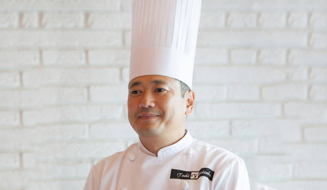 Toshihiko Yoroizuka, Owner Chef of "Toshi Yoroizuka"