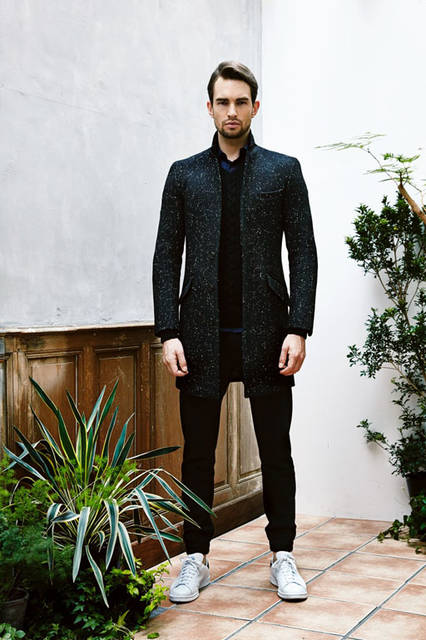 <strong>junhashimoto</strong><br /><strong>2015-16 Autumn/Winter Collection</strong> Coat ¥118,800