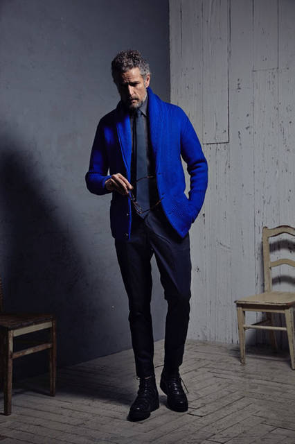 <strong>junhashimoto</strong><br /><strong>2015-16 Autumn/Winter Collection</strong> Knit ¥54,000