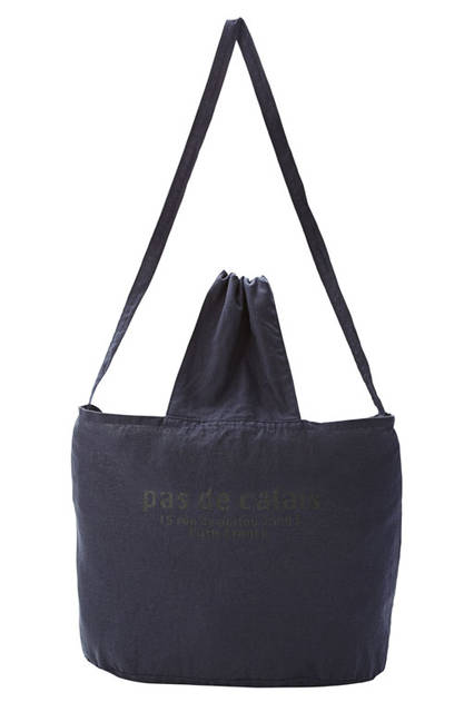 <strong>pas de calais</strong><br />2015-16 Autumn/Winter Collection "Paris Edition Collection" Paris Store Address 2-Way Bag (Navy)