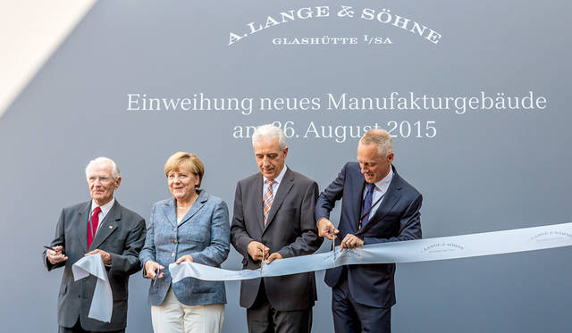 The inauguration ceremony for the new manufactory was attended by German Chancellor Merkel and Saxon Minister-President Tillich.<br /><br />From left to right: Walter Lange (great-grandson of the founder), Ms. Merkel, Mr. Tillich, and Wilhelm Schmid (CEO of A. Lange & Söhne).