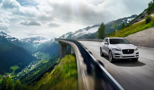 Jaguar F-Pace Portfolio
