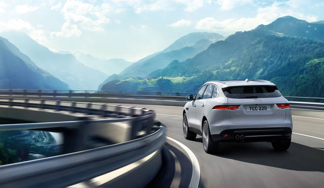 Jaguar F-Pace Portfolio