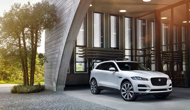 Jaguar F-Pace Portfolio