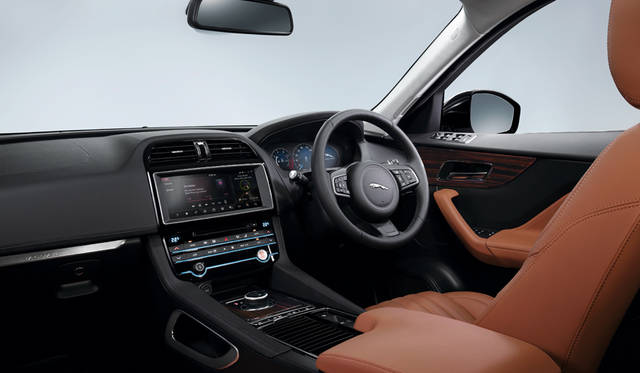 Jaguar F-Pace Portfolio