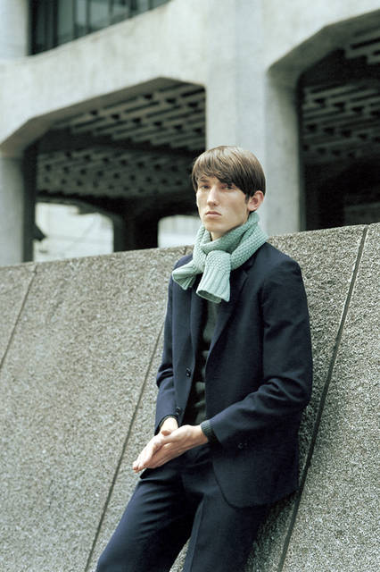 Jacket ¥78,840, knit ¥84,240, trousers ¥42,120, scarf ¥21,600 (all Margaret Howell).