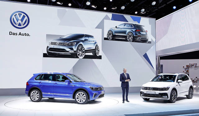 Dr. Heinz-Jakob Neusser of VW explains the plug-in hybrid Tiguan GTE concept