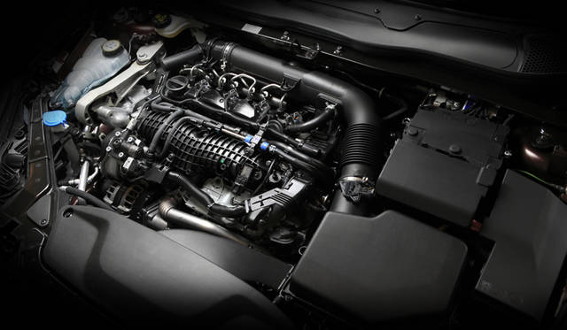 Volvo V40 D4