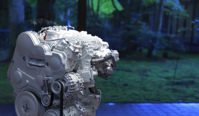 Volvo D4 Engine