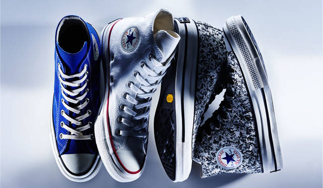 <strong>CONVERSE</strong><br />"CONVERSE ADDICT"