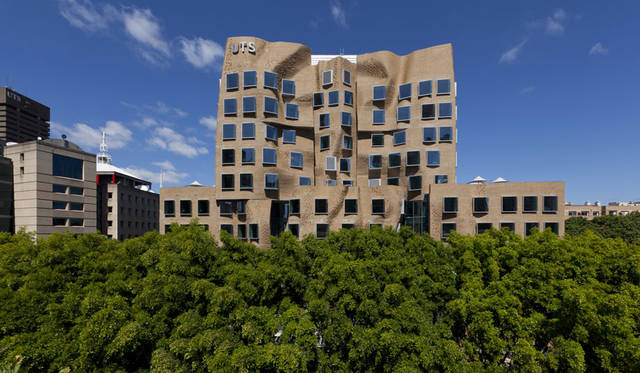 Special Exhibition "Architect Frank Gehry: I Have an Idea" | "Development of Ideas" - UTS Business School (Sydney, Australia, 2014). Photo: Andrew Worssam