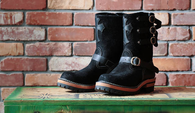 <strong>CHROME HEARTS</strong><br />"CHROME HEARTS x WESCO BOOTS Custom Order Show" Reference order price for boots: ¥779,760 (example shown)