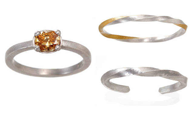 <strong>BARNEYS NEW YORK</strong><br />"Personal Appearance at Barneys New York: MALCOLM BETTS" Left/Ring ¥1,101,600, Top right/Bangle ¥403,920, Bottom right/Bangle ¥430,920
