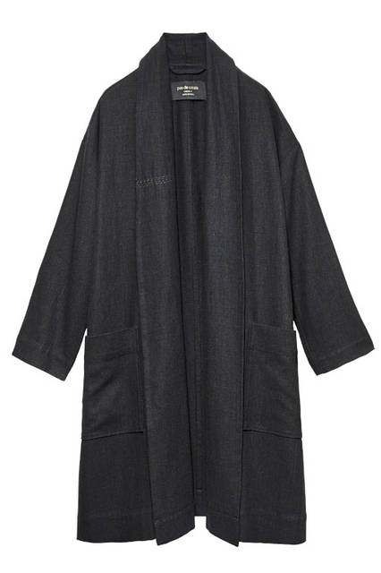 <strong>pas de calais</strong><br />"JAPAN SENSES with NATURE by pas de calais" Isetan Shinjuku Limited Item: Mayosei Yarn-Dyed Plain Weave Hand-Stitched Embroidered Coat ¥84,240