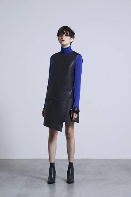 <strong>JOHN LAWRENCE SULLIVAN</strong><br />2015-16 Autumn/Winter Womenswear Collection