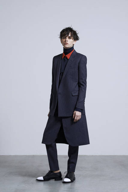 <strong>JOHN LAWRENCE SULLIVAN</strong><br />2015-16 Autumn/Winter Womenswear Collection