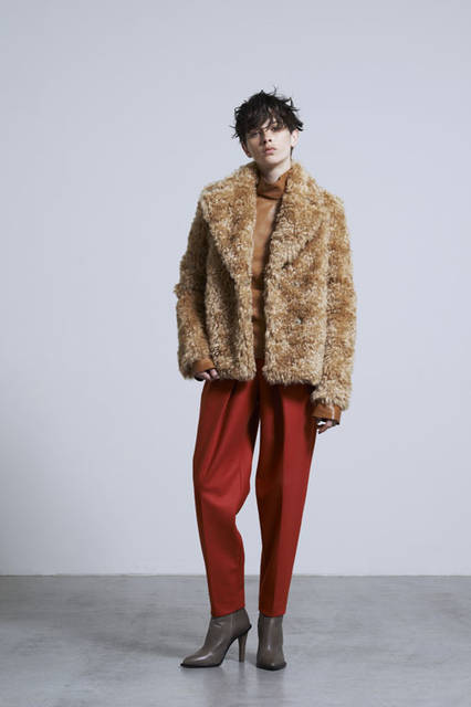 <strong>JOHN LAWRENCE SULLIVAN</strong><br />2015-16 Autumn/Winter Womenswear Collection