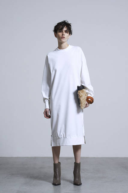 <strong>JOHN LAWRENCE SULLIVAN</strong><br />2015-16 Autumn/Winter Womenswear Collection