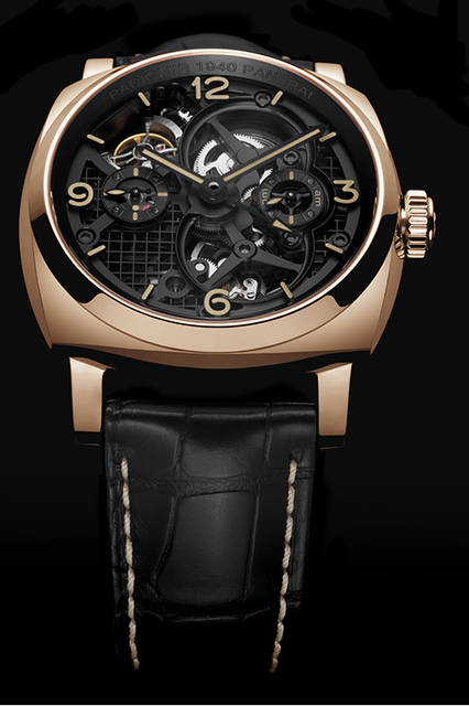 <strong>ロ シェンツィアート-ラジオミール 1940トゥールビヨン GMT オロロッソ-48mm</strong><br />ケース｜18Kレッドゴールド<br />直径｜48mm<br />ムーブメント｜手巻き（Cal.P.2005/S）<br />振動数｜2万8800振動／時<br />パワーリザーブ｜約144時間<br />防水｜5気圧<br />発売時期｜2015年冬予定