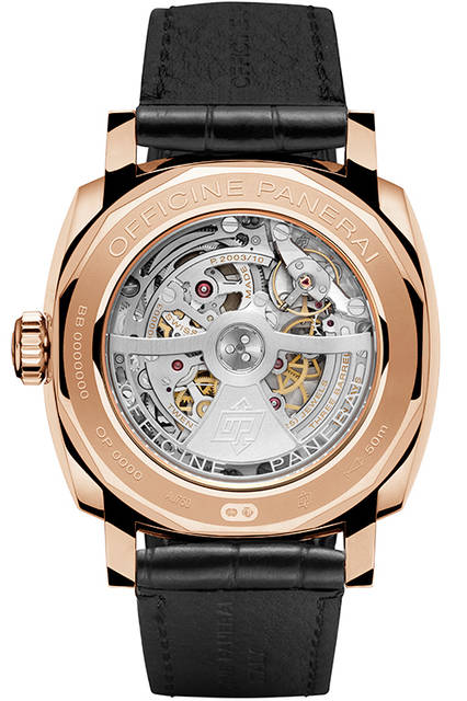 <strong>ラジオミール 1940テンデイズ GMT オートマティック オロロッソ-45mm</strong><br />ケース｜レッドゴールド<br />直径｜45mm<br />ムーブメント｜自動巻き（Cal.P.2003/10）<br />振動数｜2万8800振動／時<br />パワーリザーブ｜約240時間（約10日間）<br />防水｜5気圧<br />機能｜ロングパワーリザーブ、昼夜表示付きGMT機構、秒針ゼロリセット機構<br />発売時期｜2015年冬予定