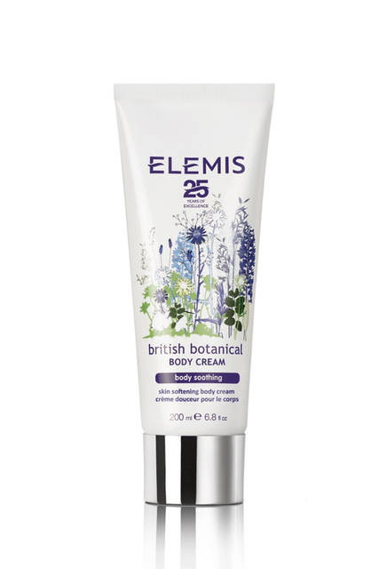 <strong>Elemis</strong><br />British Botanical Body Cream ¥7,560 [200ml]