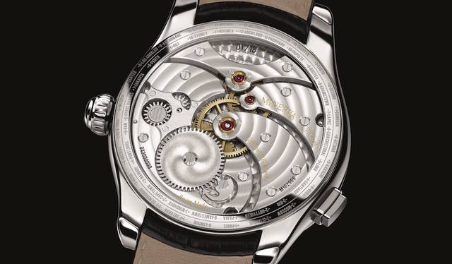 <strong>Villeret Tourbillon Cylindrique Nightsky Geospheres</strong><br />Case: White gold<br />Diameter: 47mm<br />Thickness: 15.38mm<br />Movement: Manual-winding (Cal. MB 68.40)<br />Frequency: 18,000 vibrations/hour<br />Power reserve: Approx. 48 hours<br />Water resistance: 3 bar<br />Functions: Tourbillon, Triple Time Zone<br />Limited edition: 18 pieces<br />Release: 2016<br />Price: €275,000 (JPY price TBD)