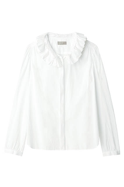 Made from fine cotton, also used for dress shirts, and finished with a casual garment wash, making it perfect for everyday style. Shirt ¥34,560