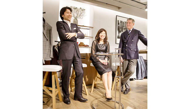From left: Mr. Takubo, essayist Kaori Nakano, and Jeremy Hackett of Hackett London. On November 4th, during the British Week event, a one-night-only talk event was held at THE GALLERY by CHALIE VICE on the 8th floor of the Isetan Shinjuku Men's Building, featuring three speakers knowledgeable about British gentlemen.<br><br>Photograph by FUJII Taku