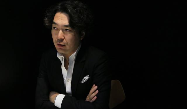 島下泰久氏