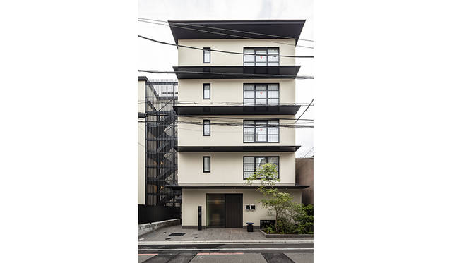 Photo by Satoshi Asakawa