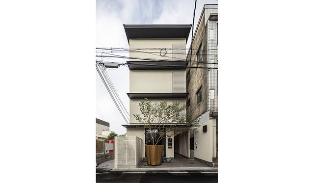 Photo by Satoshi Asakawa