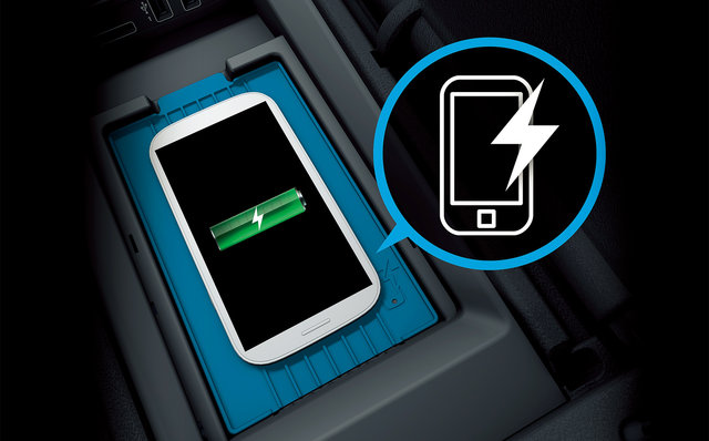 Mercedes-Benz Wireless Charging