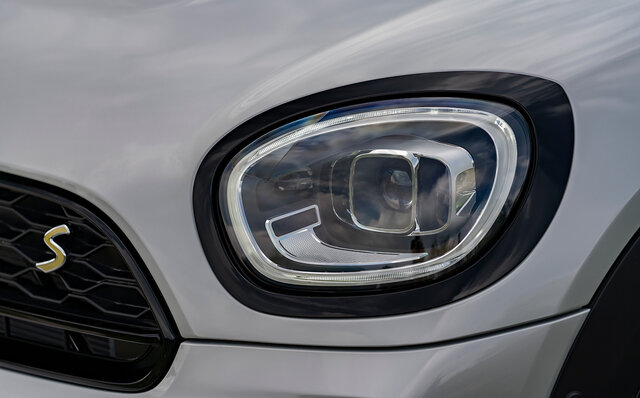 BMW MINI Crossover