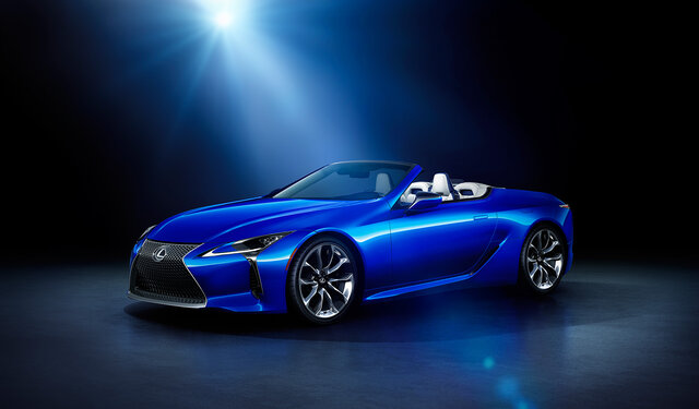 LC500コンバーチブル“Structural Blue”
