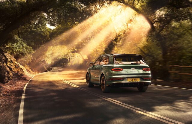 BENTLEY Bentayga ベントレー ベンテイガ