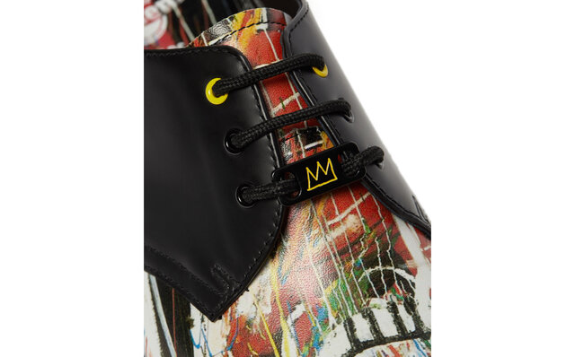 DR.MARTENS