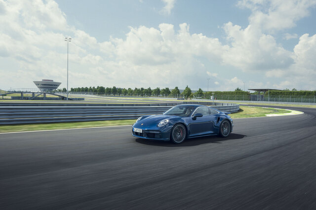 PORSCHE 911 Turbo ポルシェ911ターボ