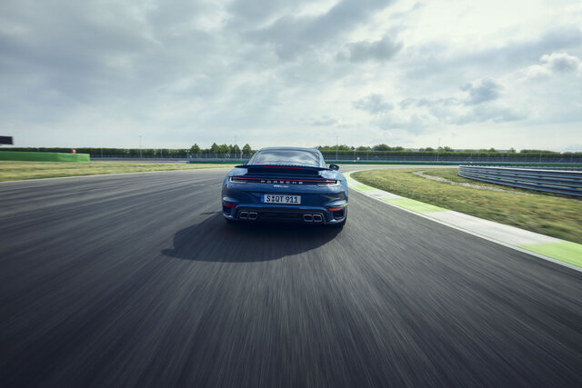 PORSCHE 911 Turbo ポルシェ911ターボ