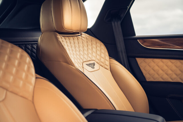 Bentley Bentayga ベントレー ベンテイガ