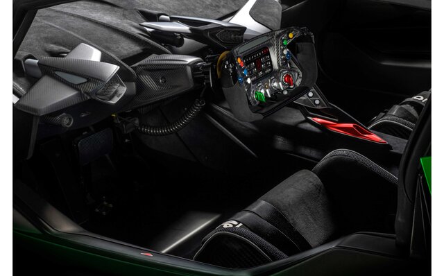 LAMBORGHINI Essenza SCV12 ランボルギーニEssenza SCV12