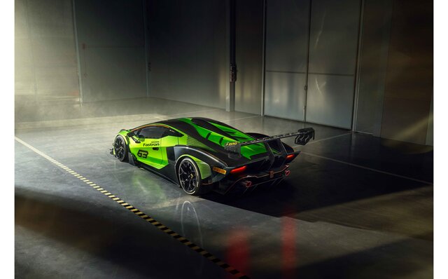 LAMBORGHINI Essenza SCV12 ランボルギーニEssenza SCV12