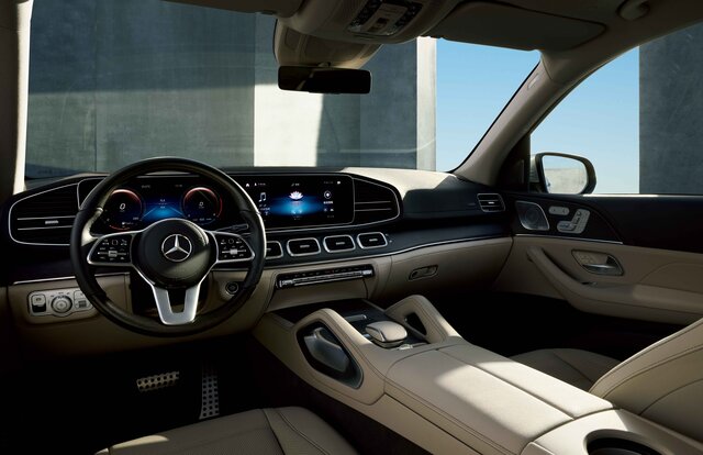 Mercedes Benz GLS メルセデス・ベンツGLS