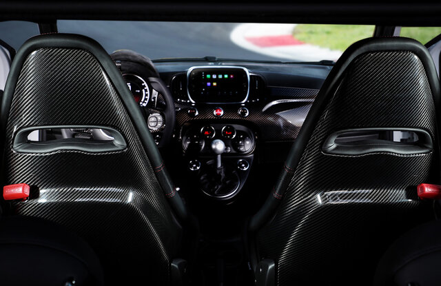 Abarth 595 esseesse アバルト595 エッセエッセ  Abarth 595C esseesse アバルト595C エッセエッセ