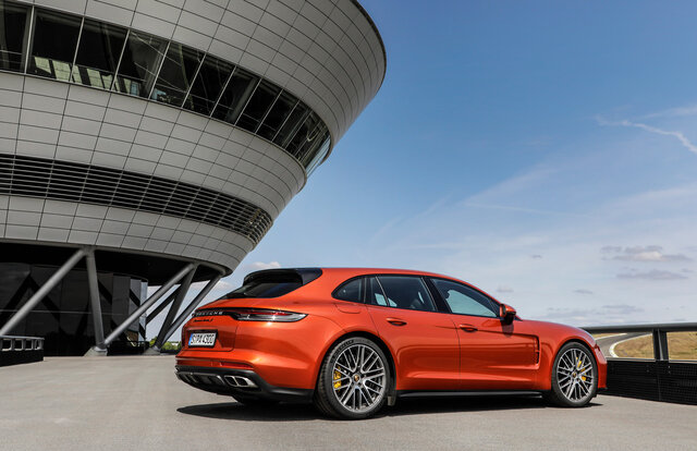 PORSCHE Panamera ポルシェ パナメーラ