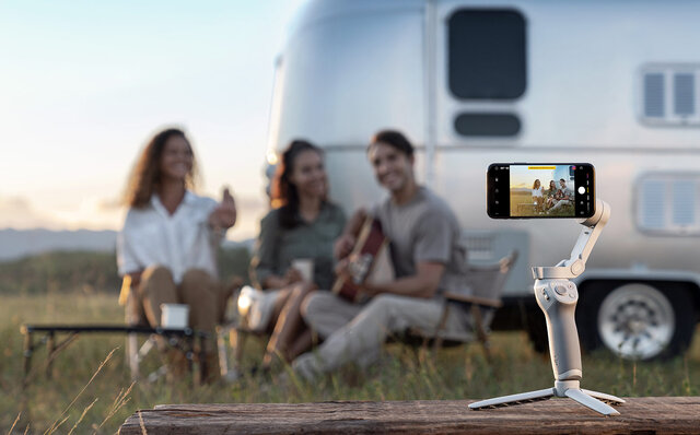 DJI Unveils New Smartphone Stabilizer, "DJI OM 4" | DJI
