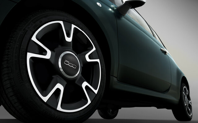 Limited Edition with an Airy Interior and Manual Transmission | FIAT
