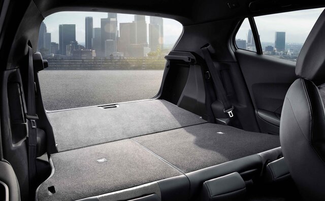 Peugeot's Compact SUV "SUV 2008" Undergoes First Full Model Change and Arrives in Japan | Peugeot