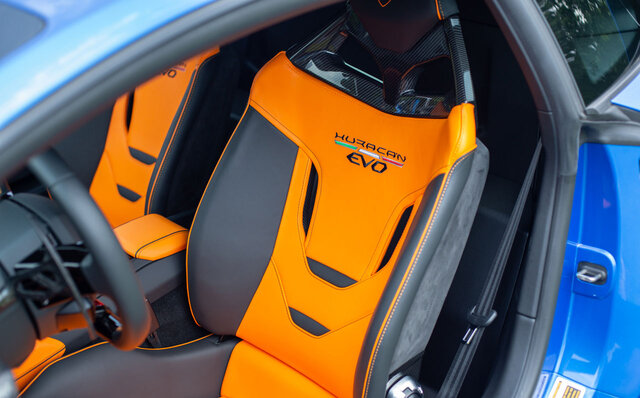 タウンスピードでも楽しい──ランボルギーニ ウラカンEVOの後輪駆動モデルに公道試乗｜Lamborghini