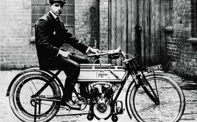 プジョー誕生210周年を記念するジャンゴの限定車が登場｜Peugeot